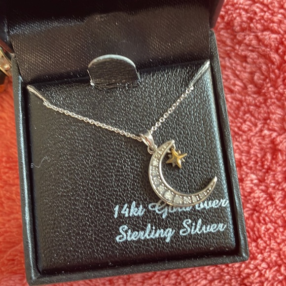 NWT Mini DIAMOND moon and star Necklace - Picture 6 of 7